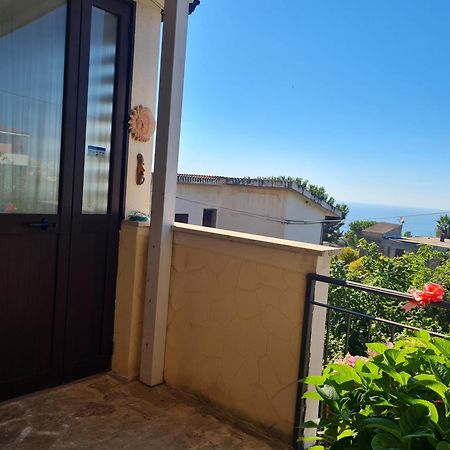 B&B La Casa Di Martina แซมโบรเน ภายนอก รูปภาพ