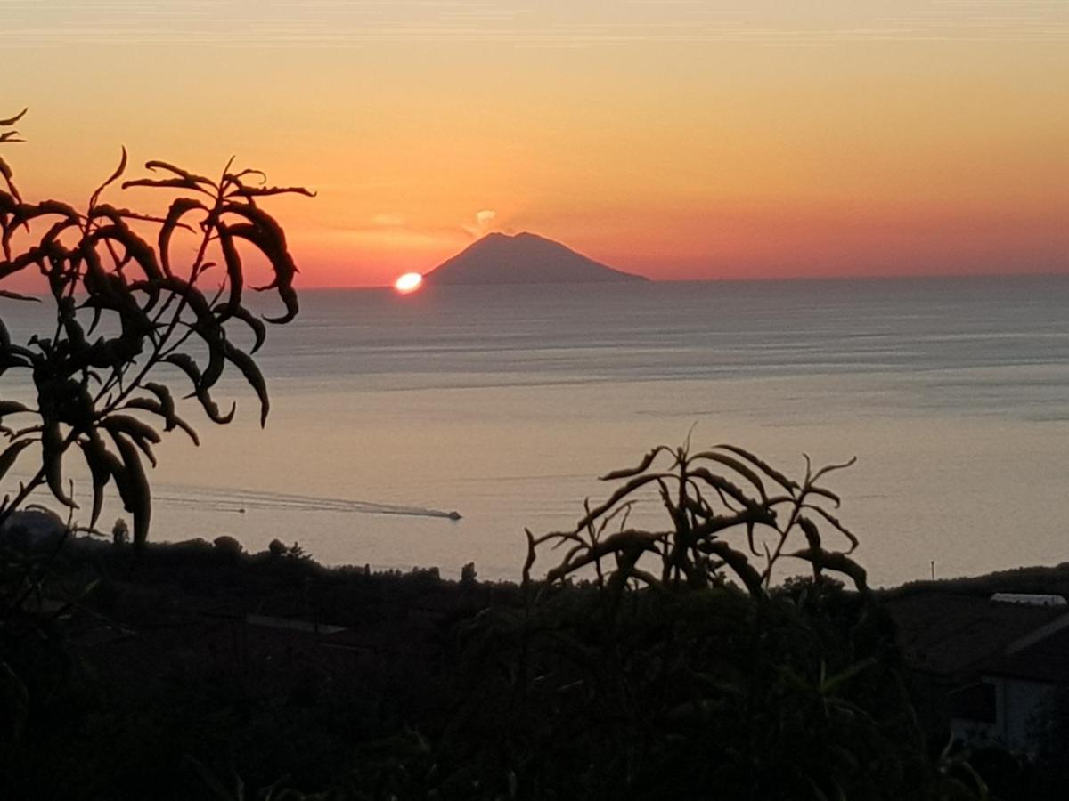 B&B La Casa Di Martina แซมโบรเน ภายนอก รูปภาพ
